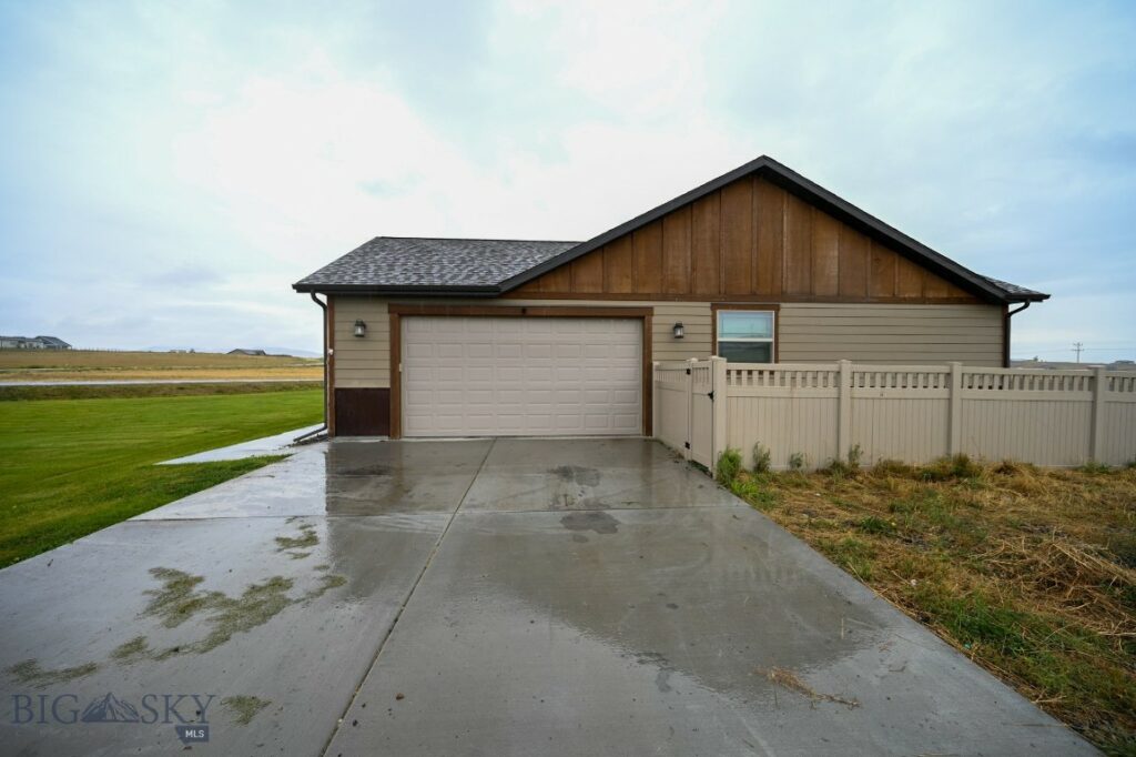 948 Flanders Creek Avenue, Bozeman MT 59718