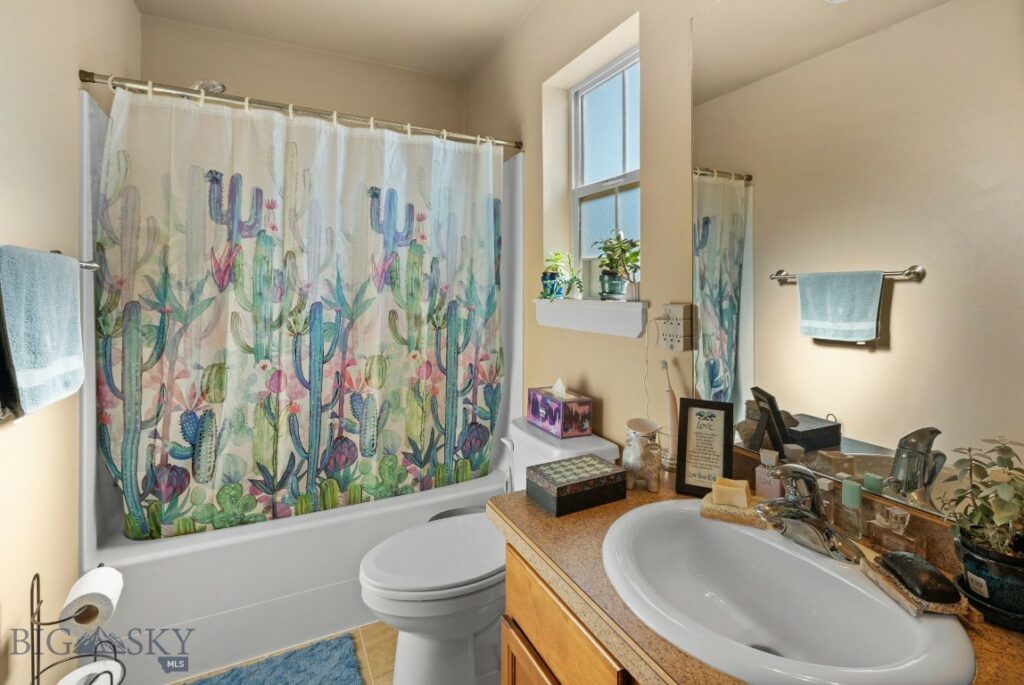 3825 Equestrian Lane, Bozeman MT 59718