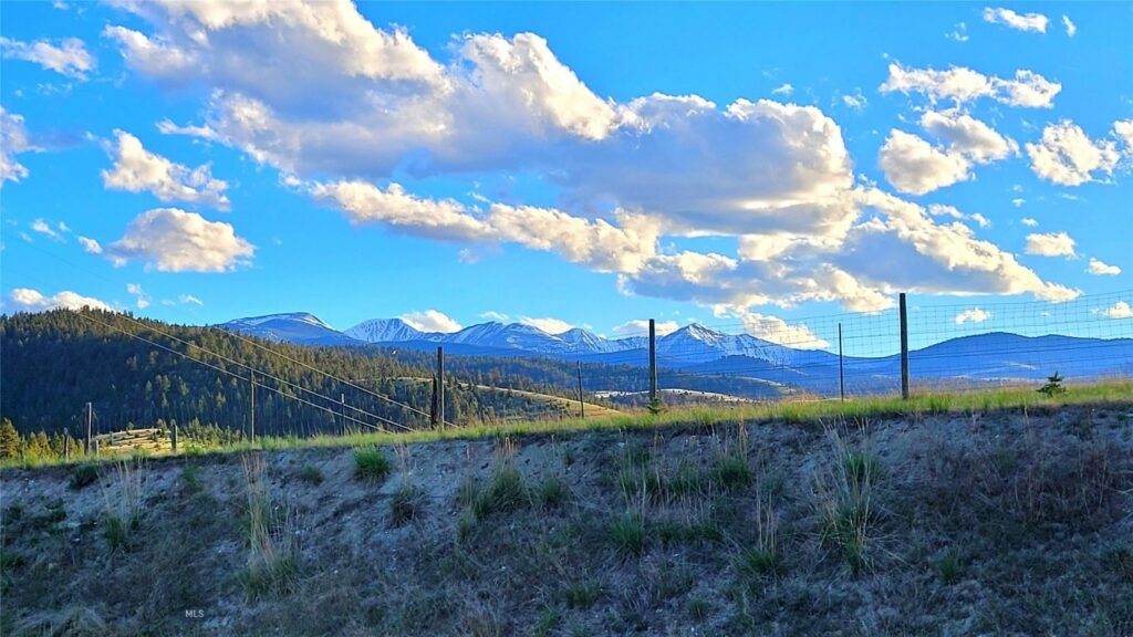 8906 Gold Dust Trail, Bozeman MT 59715