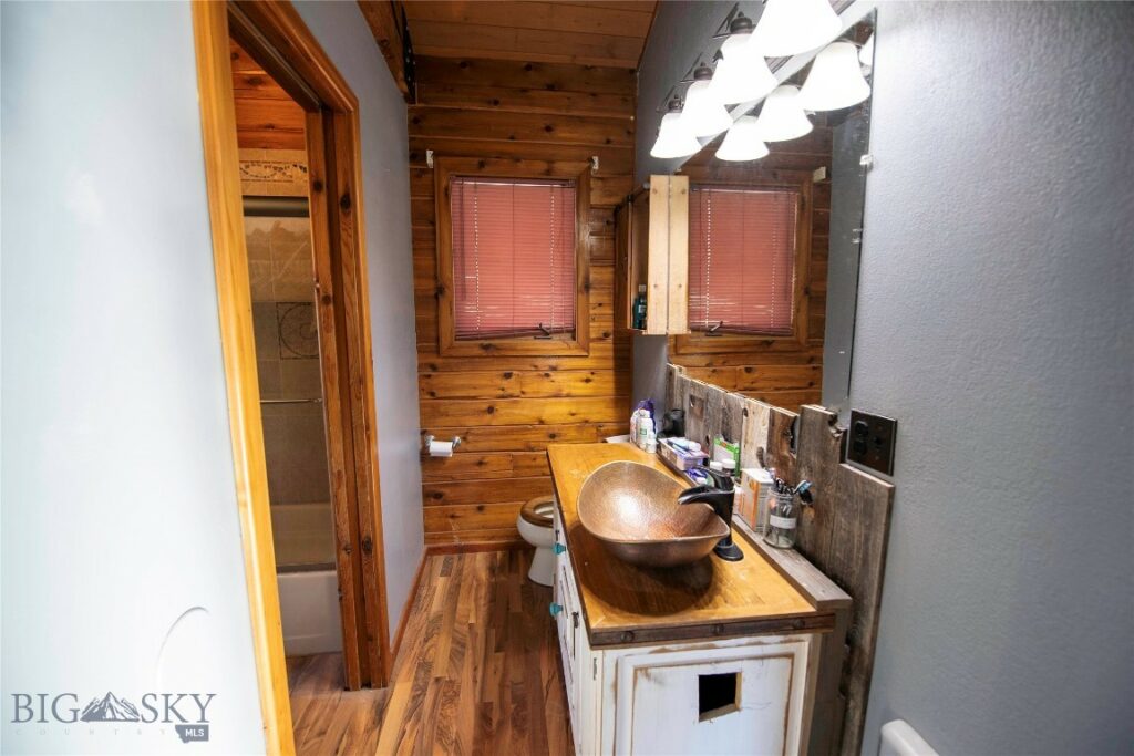 3825 Equestrian Lane, Bozeman MT 59718