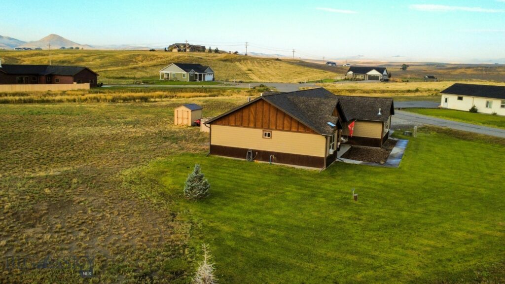 948 Flanders Creek Avenue, Bozeman MT 59718