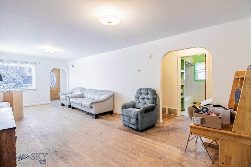 44 Midway Bridger Road, Bozeman MT 59715
