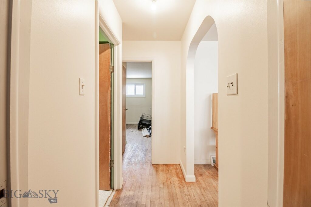 44 Midway Bridger Road, Bozeman MT 59715