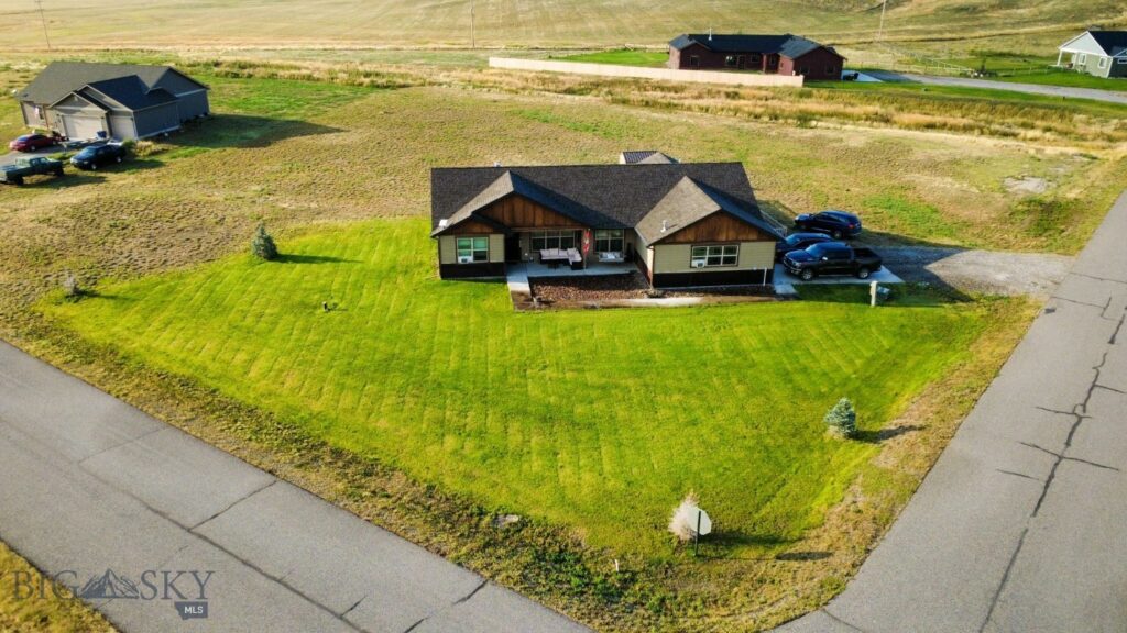 948 Flanders Creek Avenue, Bozeman MT 59718