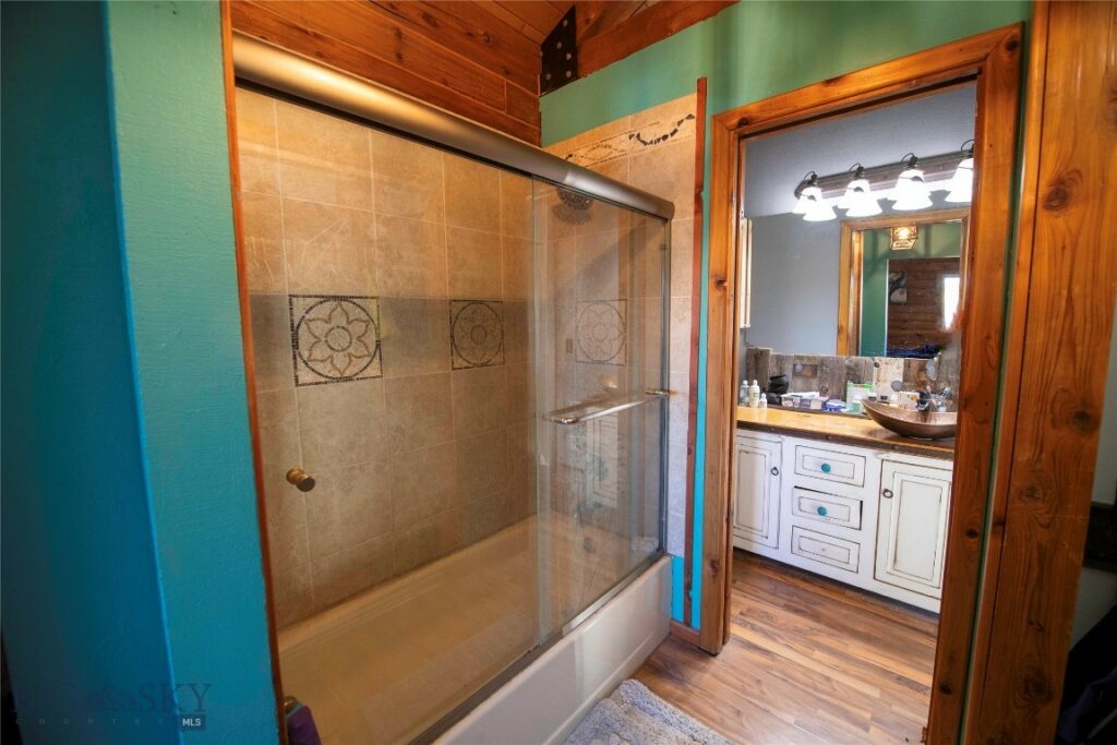 3825 Equestrian Lane, Bozeman MT 59718