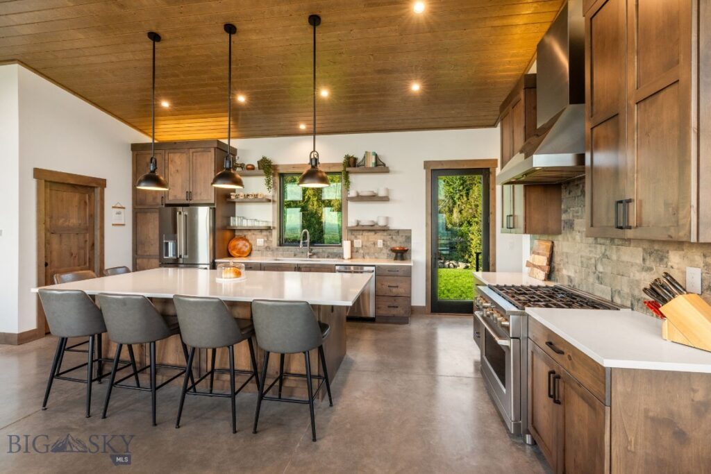 1580 Evan Reese Creek Road, Belgrade MT 59714