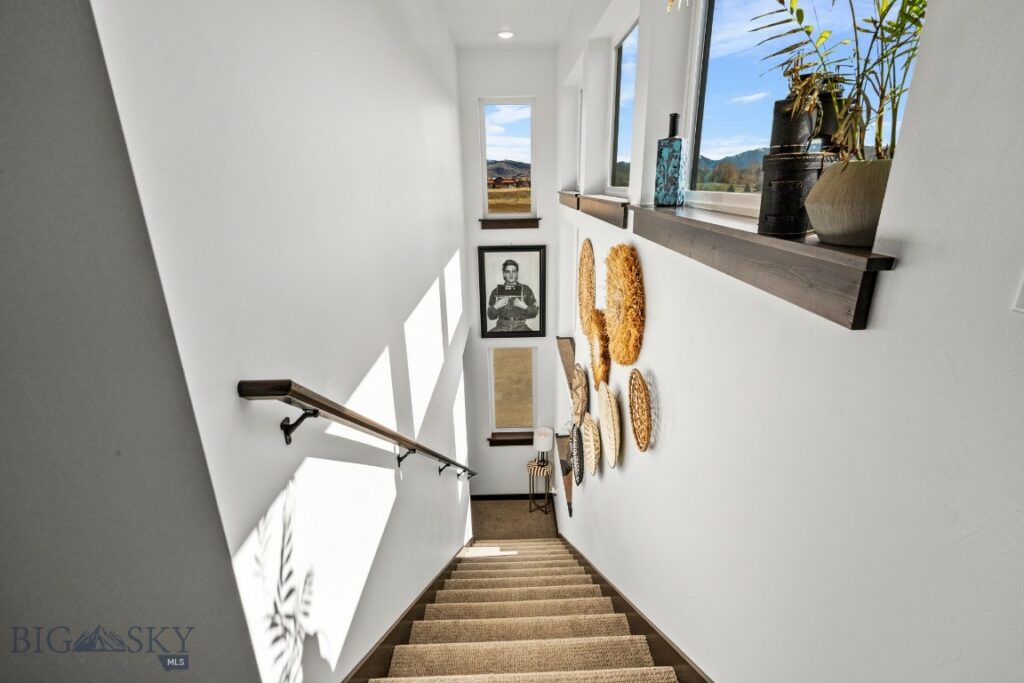 1585 N 25th Avenue, Bozeman MT 59718