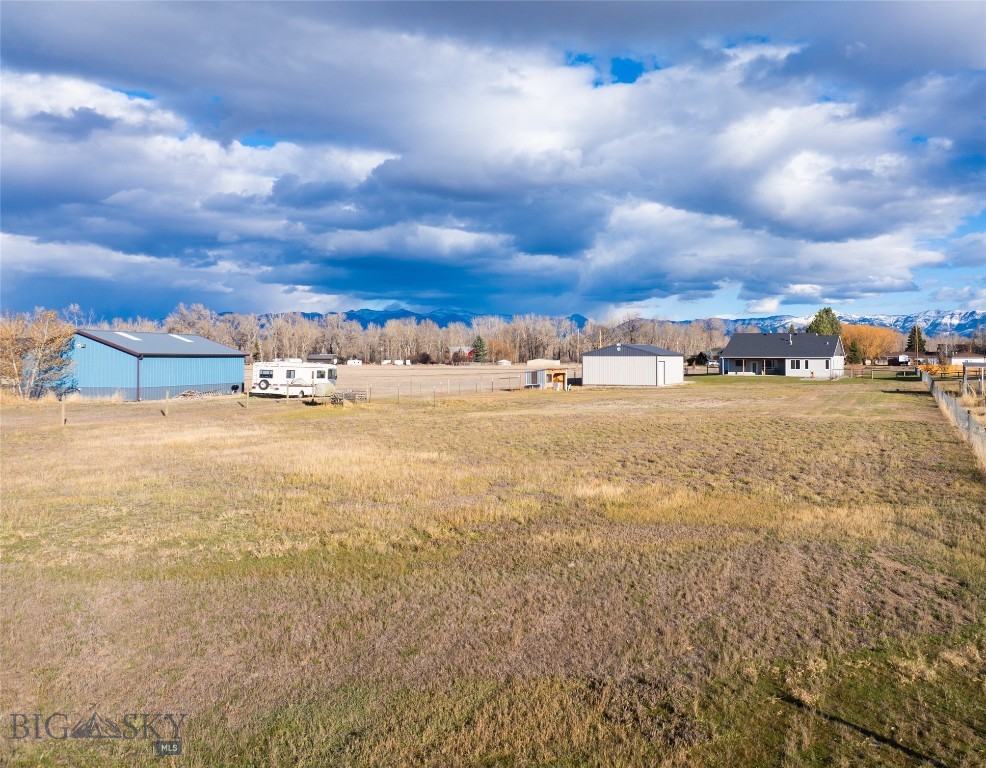 1590 Stagecoach Trail, Belgrade MT 59714