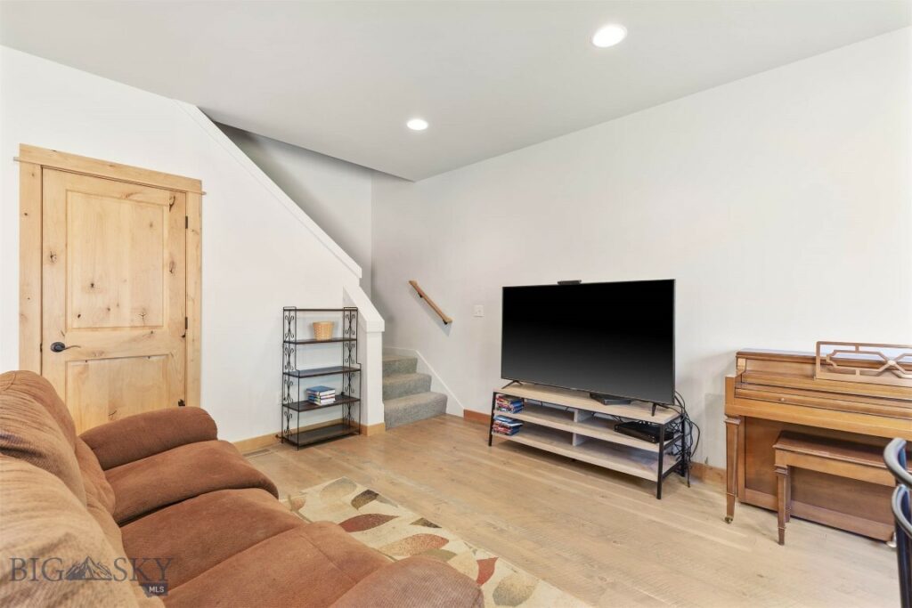 1599 Bora Way, Bozeman MT 59718