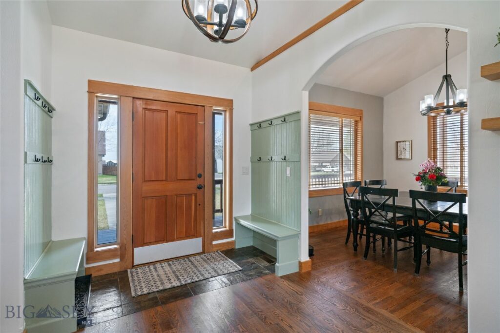 16 Harvester Lane, Belgrade MT 59714