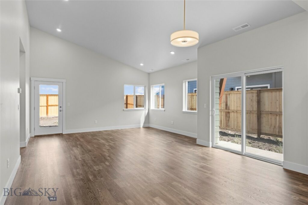 16 Westgate Ave, Bozeman MT 59718