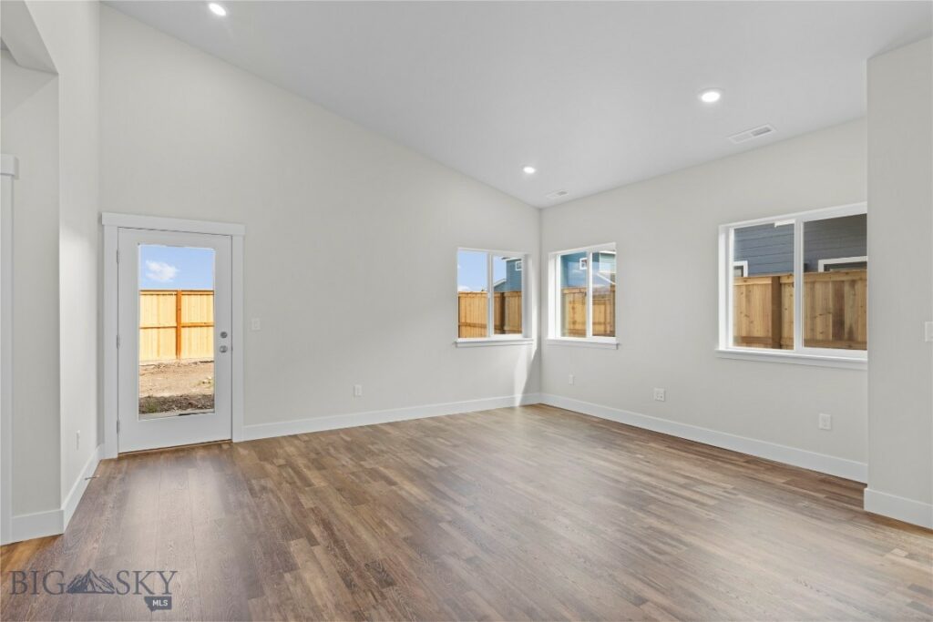 16 Westgate Ave, Bozeman MT 59718