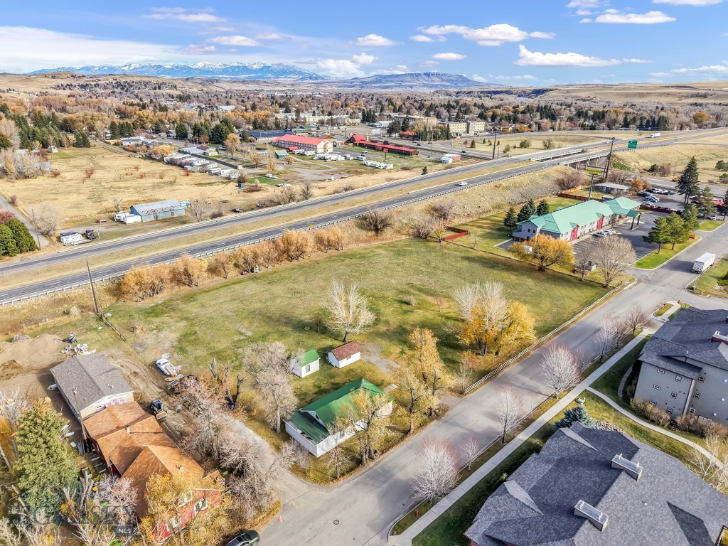 16 Loves Lane, Livingston MT 59047