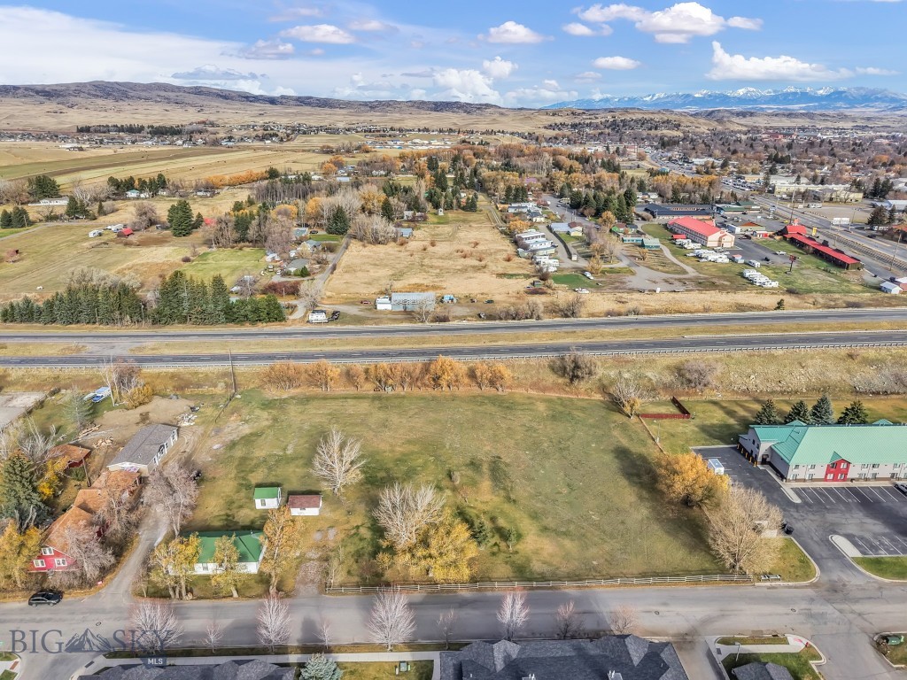 16 Loves Lane, Livingston MT 59047