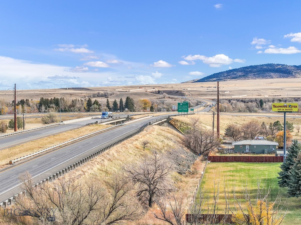 16 Loves Lane, Livingston MT 59047