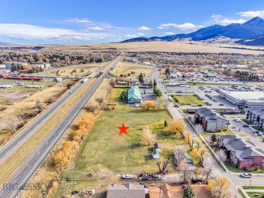 16 Loves Lane, Livingston MT 59047