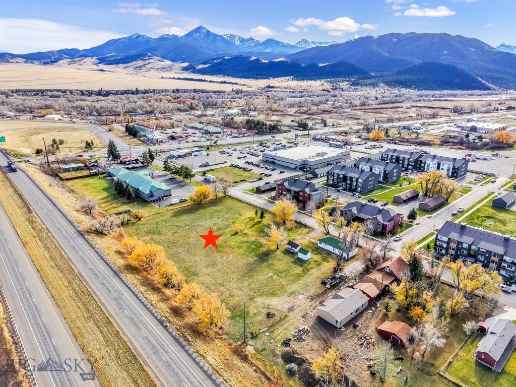 16 Loves Lane, Livingston MT 59047