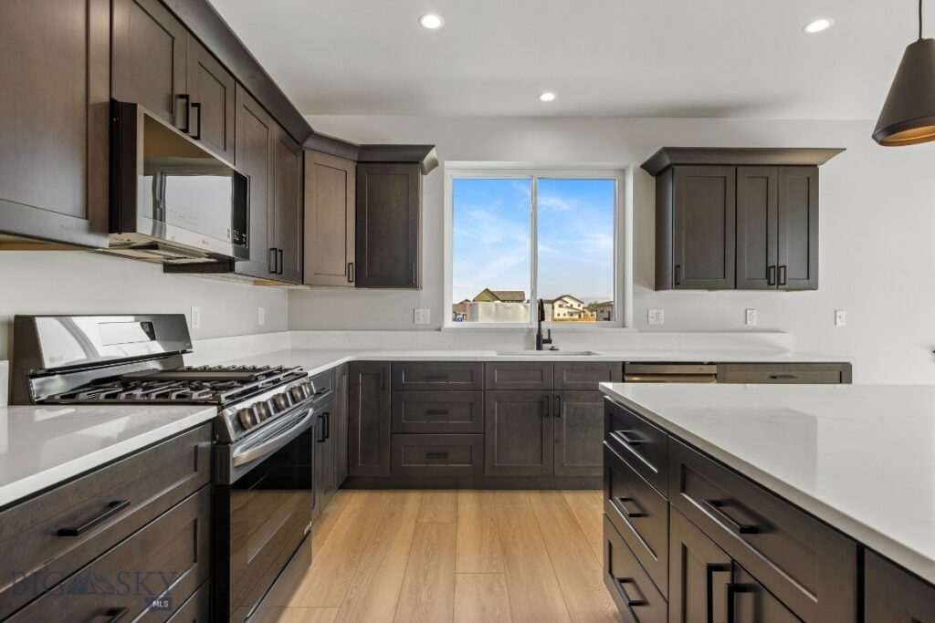 16 Moosejaw Drive, Bozeman MT 59718