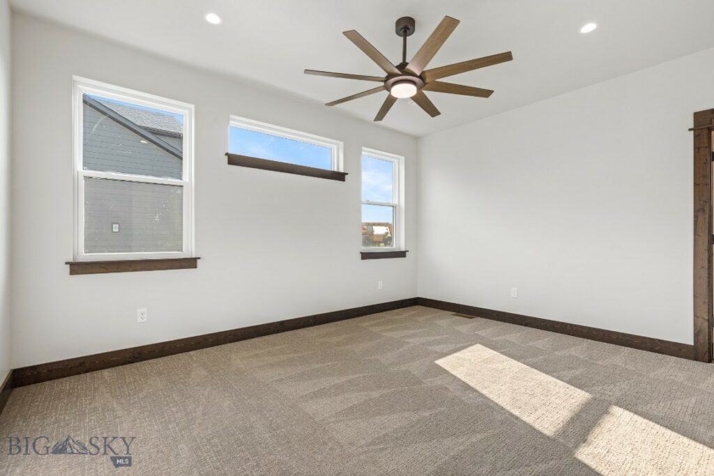 16 Moosejaw Drive, Bozeman MT 59718
