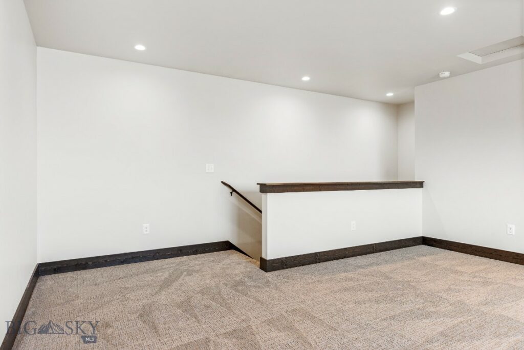 16 Moosejaw Drive, Bozeman MT 59718