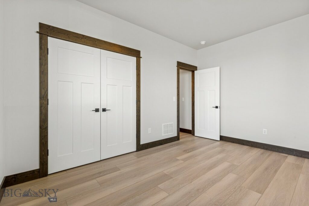 16 Moosejaw Drive, Bozeman MT 59718