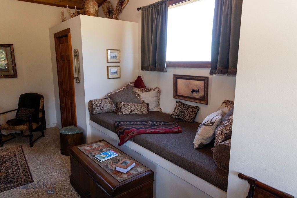 16 Wilson Road, Livingston MT 59047