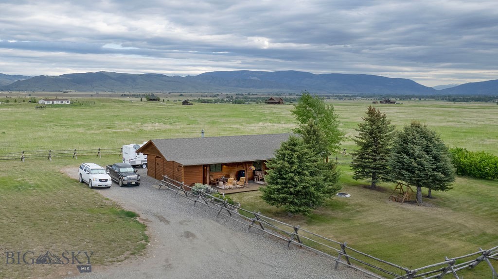 16 Wilson Road, Livingston MT 59047