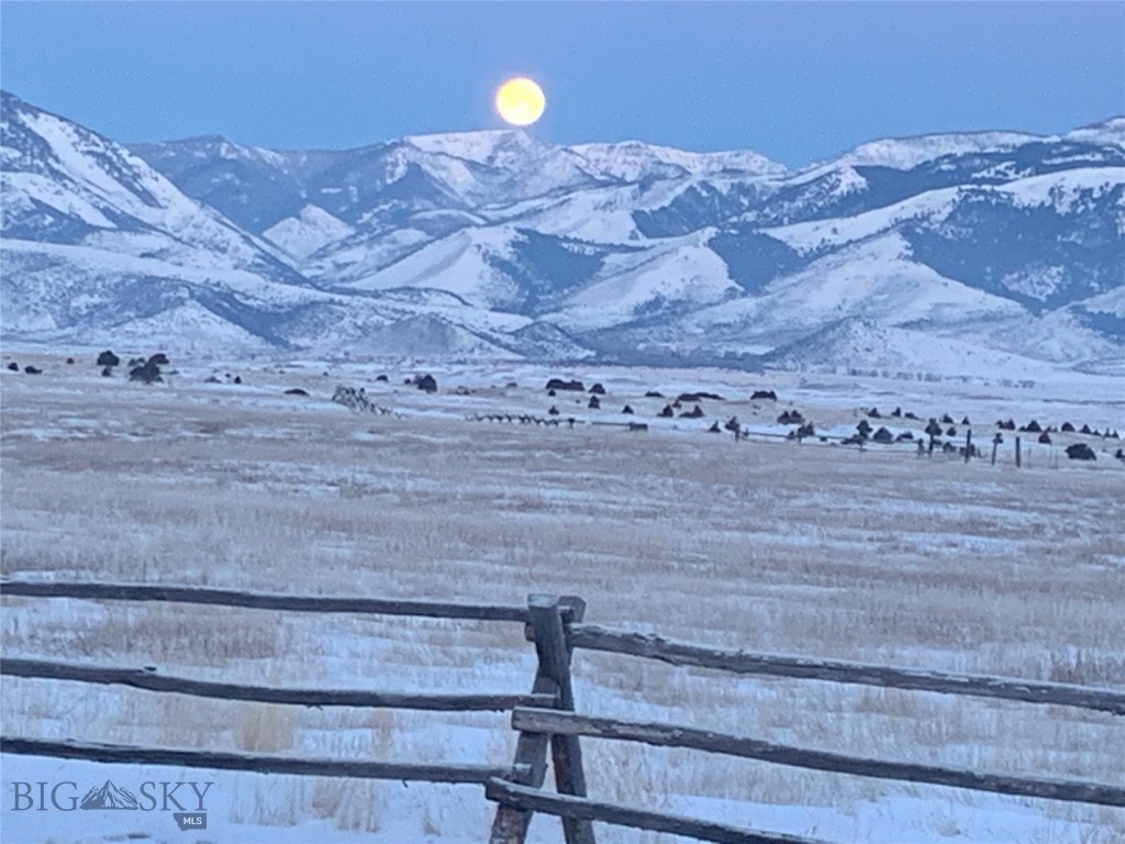 16 Wilson Road, Livingston MT 59047