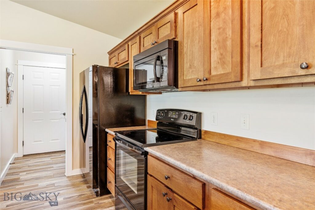 160 Tail Feather Lane, Bozeman MT 59718