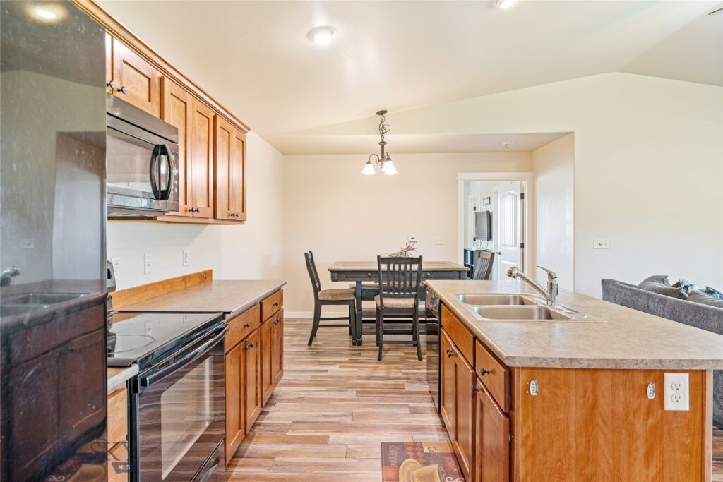 160 Tail Feather Lane, Bozeman MT 59718