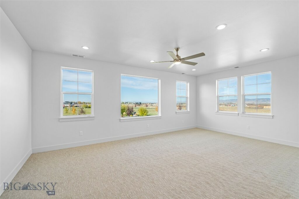 1602 Beeker Lane, Belgrade MT 59714