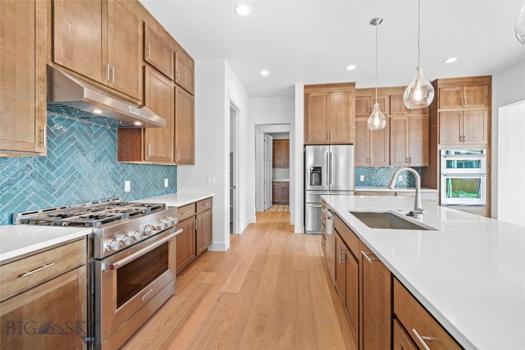 1602 Beeker Lane, Belgrade MT 59714