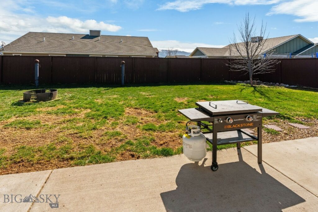 1604 Drummond Boulevard, Belgrade MT 59714