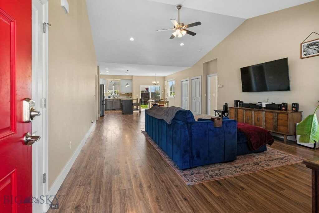 1604 Drummond Boulevard, Belgrade MT 59714