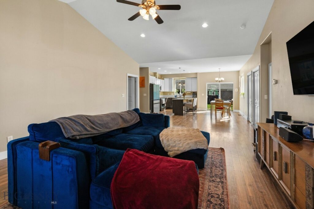 1604 Drummond Boulevard, Belgrade MT 59714