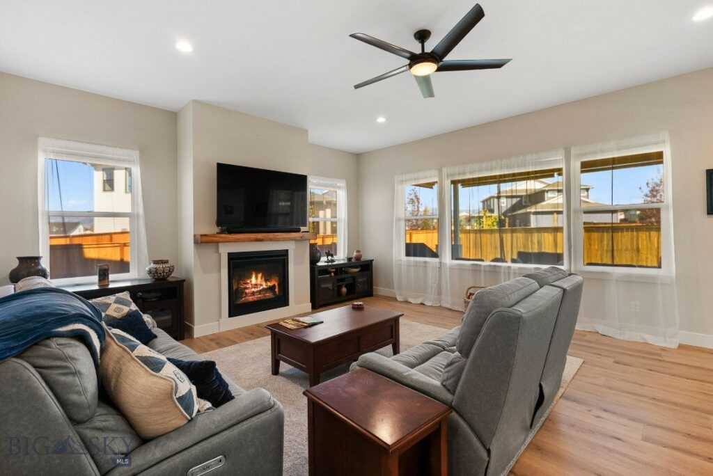 1604 Kit Carson Circle, Belgrade MT 59714