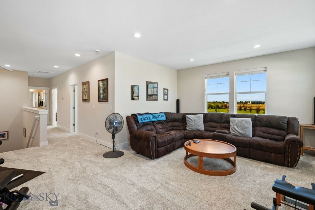 1604 Kit Carson Circle, Belgrade MT 59714