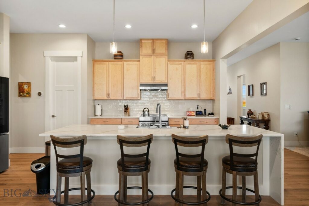 1604 Kit Carson Circle, Belgrade MT 59714