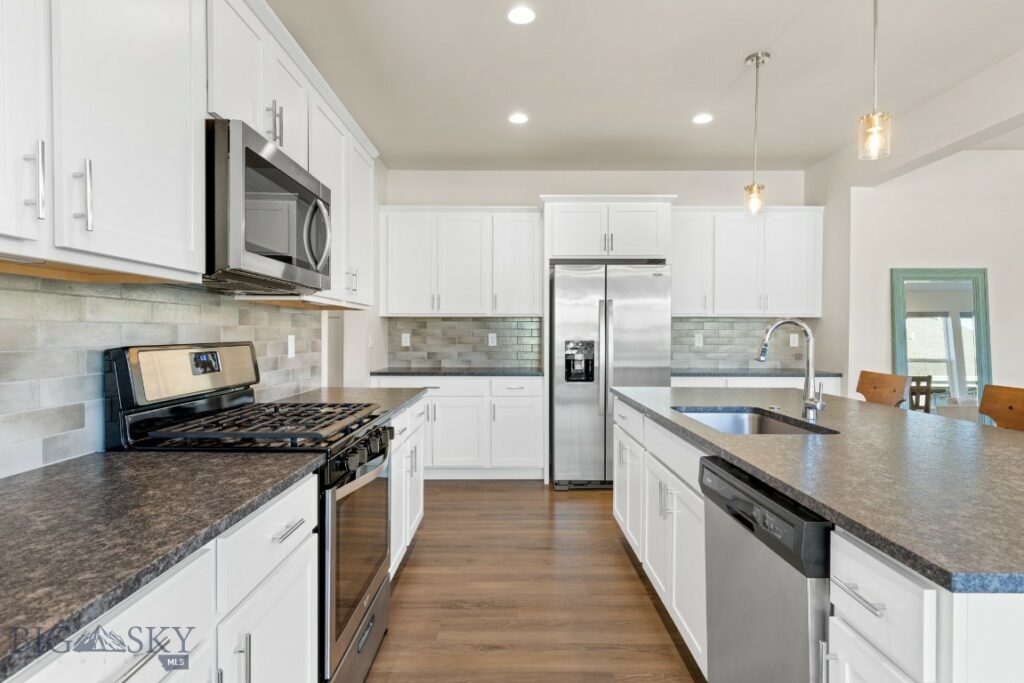 1606 Wyatt Earp Court, Belgrade MT 59714