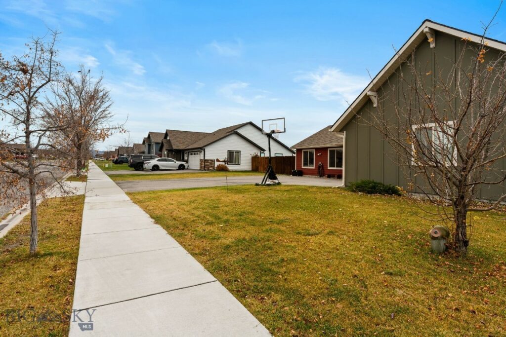 1611 Powers, Belgrade MT 59714