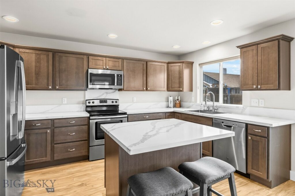 1613 Drummond Boulevard, Belgrade MT 59714