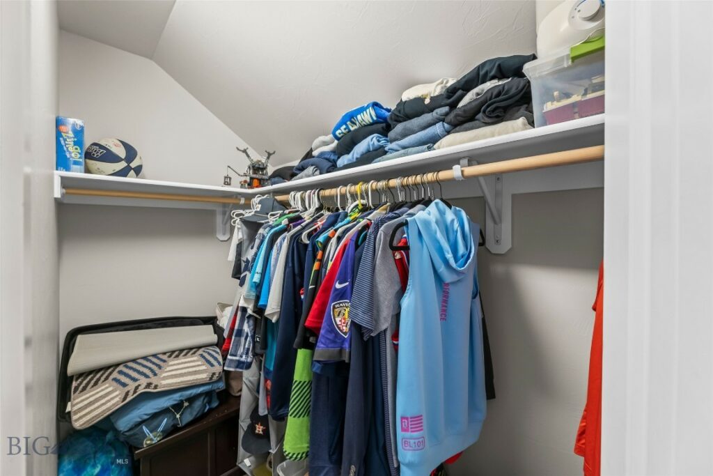 1613 Drummond Boulevard, Belgrade MT 59714