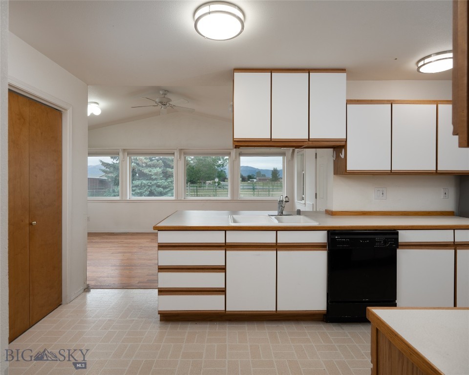 1680 Remuda Drive, Belgrade MT 59714