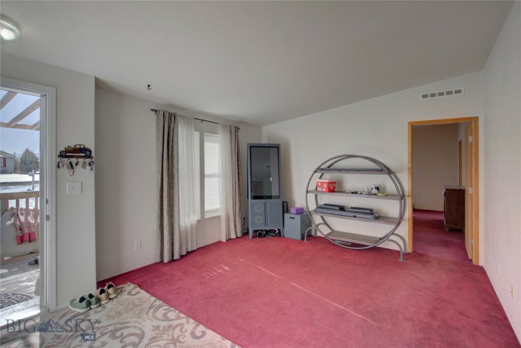 169 Tulip Avenue, Belgrade MT 59714
