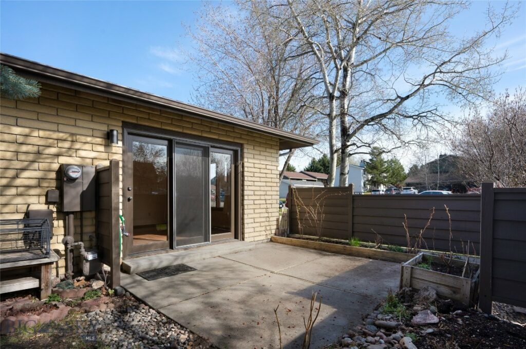 17 Hoffman Drive, Bozeman MT 59715
