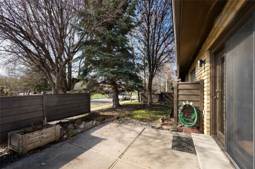 17 Hoffman Drive, Bozeman MT 59715