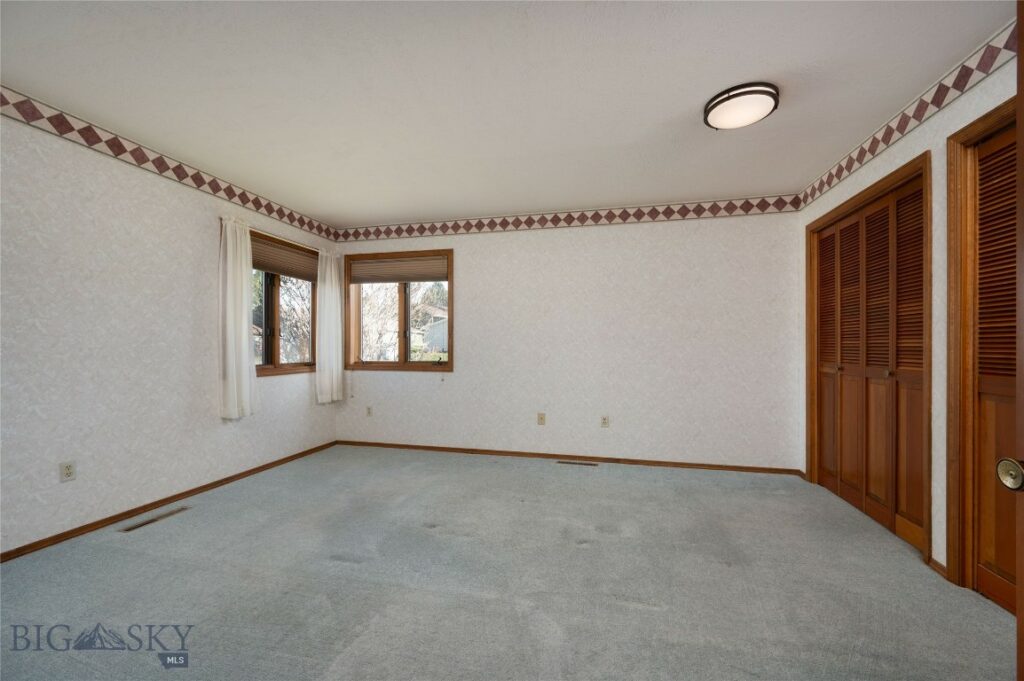 17 Hoffman Drive, Bozeman MT 59715