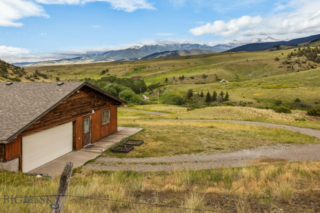 170 Cokedale Road, Livingston MT 59047
