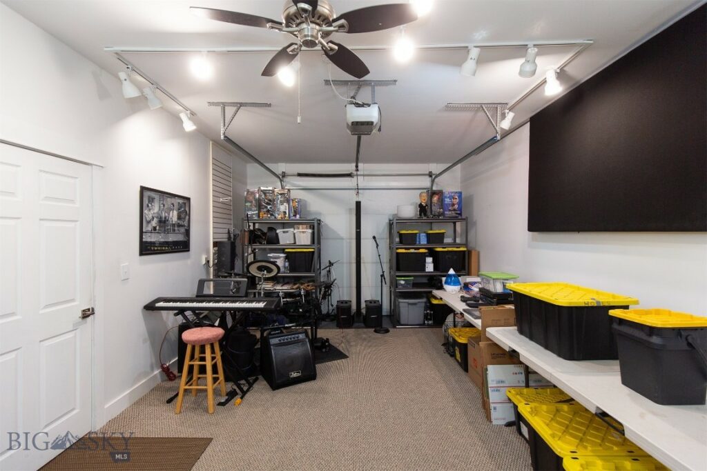 1701 Roundup Boulevard, Belgrade MT 59714