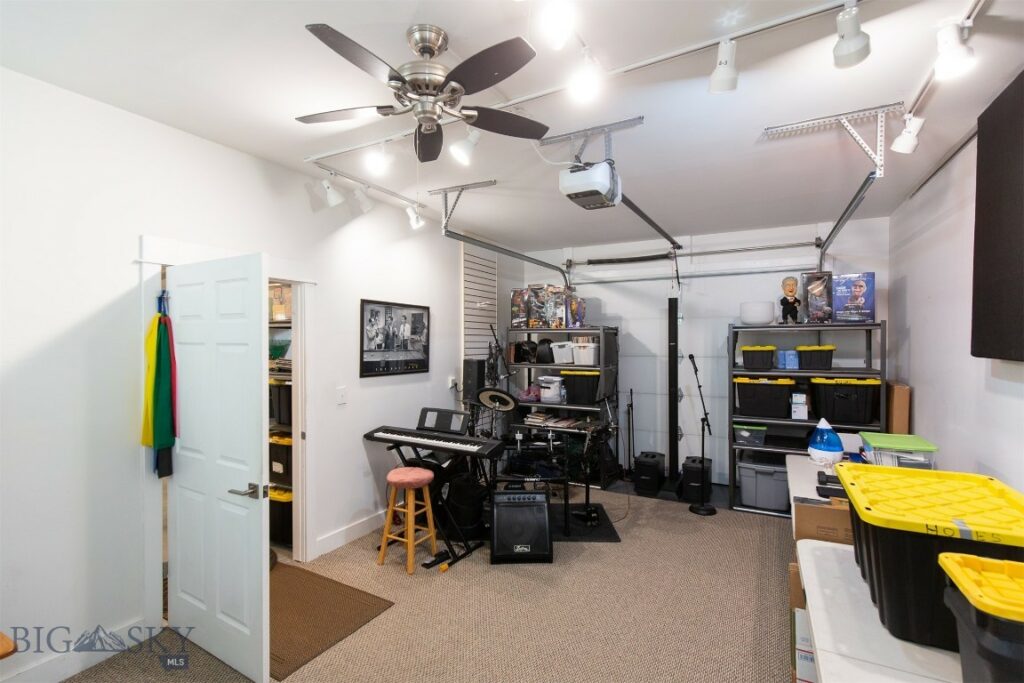 1701 Roundup Boulevard, Belgrade MT 59714